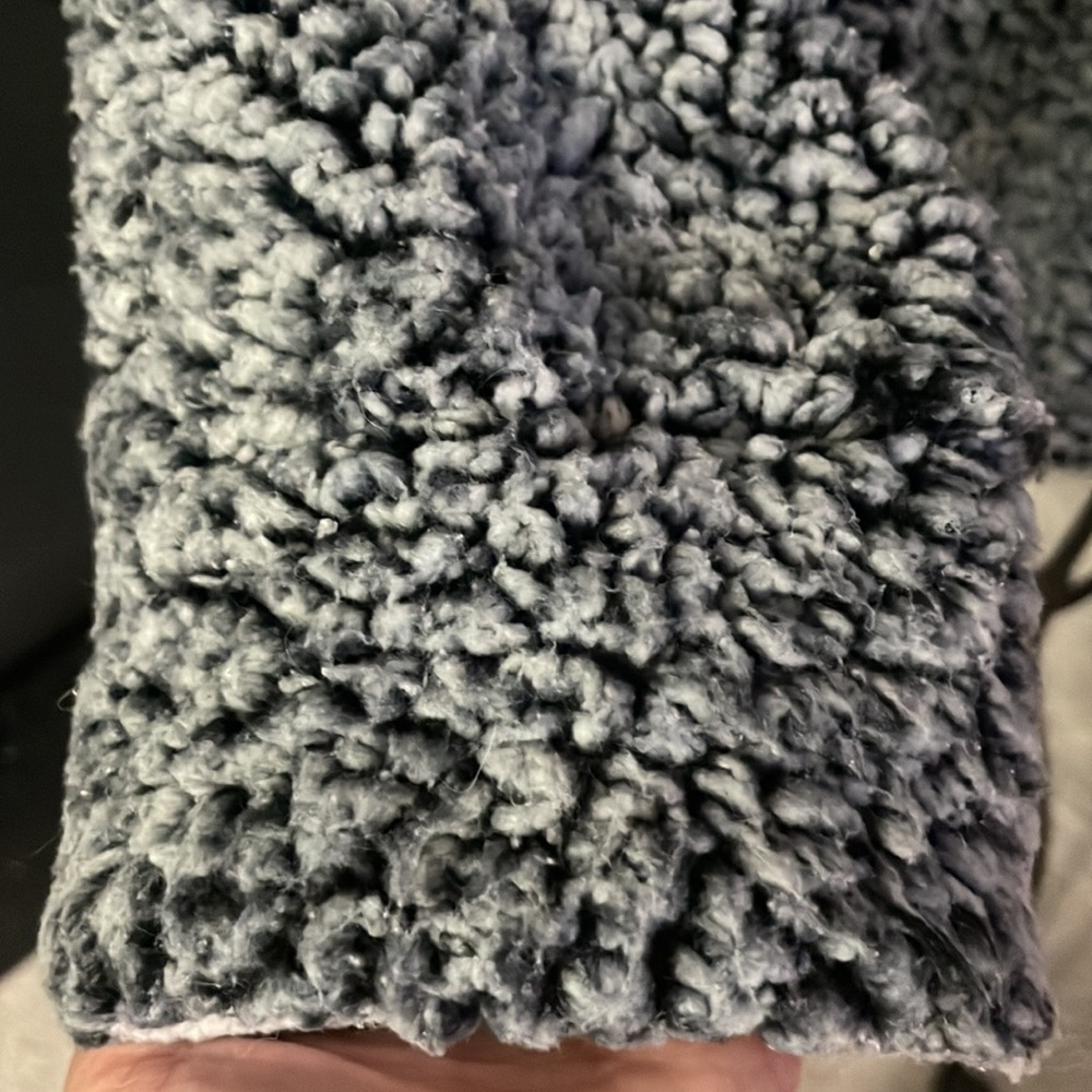 Sherpa pull over - Picture 3 of 6